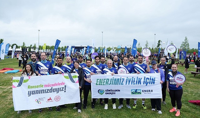 CK Güç çalışanları, İstanbul Yarı Maratonu’nda kanserle gayret için koştu