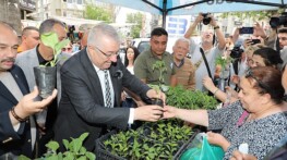 Edremit Belediyesi cet tohumunu destekliyor