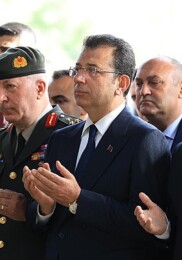 İBB Başkanı Ekrem İmamoğlu, 8’nci Cumhurbaşkanı Turgut Özal’ın vefatının 31’nci yıl dönümü münasebetiyle düzenlenen anma merasimine katıldı