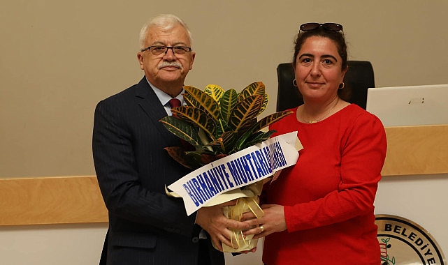 İlçemiz kırsal ve merkez mahallelerinde yeni periyot için vazife alan muhtarlar, Lider Deveciler’i ziyaret ettiler
