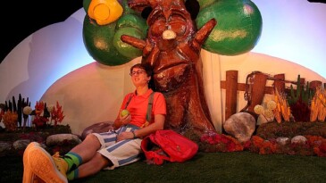 İstanbul Büyükşehir Belediyesi Kent Tiyatroları en sevilen çocuk oyunlarından “Elma Kurdu Kırtık”ı Avcılar seyircisiyle buluşturuyor