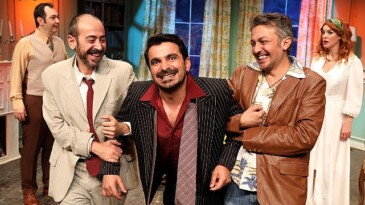 İstanbul Büyükşehir Belediyesi Kent Tiyatroları, Nisan ayında 33 oyunla seyirci karşısına çıkıyor