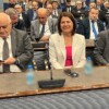 İzmir Ticaret Odası meclis üyeliğine veda eden Foça Belediye Başkanı Saniye Bora Fıçı, nazar boncuğu ile uğurlandı