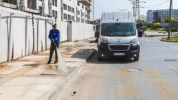 İzmir’de her gün 850 emekçi 2 bin kilometrelik güzergahı temizliyor