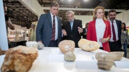 Jeoloji Şenliği’nin açılışını Lider Tugay yaptı İzmir zelzeleye bilimin ışığında hazırlanacak