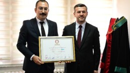 Karabük Belediye Başkanı Özkan Çetinkaya Mazbatasını Aldı