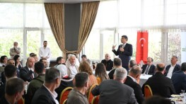 Kartepe Belediye Başkanı Av.M.Mustafa Kocaman, 31 Mart lokal seçimlerinde itimat tazeleyerek tekrar seçilmesi sonrasında yeni periyot çalışmalarına süratle devam ediyor.