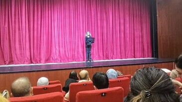 Kent Tiyatroları 27 Mart Dünya Tiyatro Günü’nü Tüm Sahnelerinde Fiyatsız Oyunlarla Kutladı