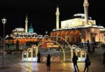 Konya Büyükşehir’in Işıklı TAG’ları Kentin Ramazan Coşkusuna Katkı Yapıyor