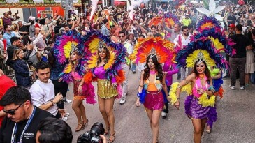 Milyonlarca Kişi Karnaval için Adana’da Buluştu
