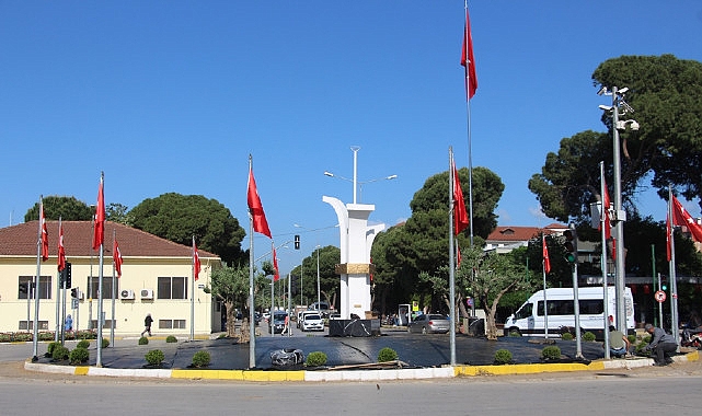 Ödemiş Belediyesi ve STK işbirliği ile kent estetiğine dokunuşlar