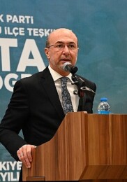 Selçuklu Belediye Başkanı ve Belediye Başkan Adayı Ahmet Pekyatırmacı, 31 Mart Lokal İdareler Seçimlerine yönelik çalışmalarını sürdürüyor