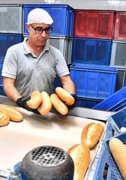Sofralar ekmeksiz kalmayacak Lider Tugay kelamını tuttu ekmek 5 TL’ye düştü