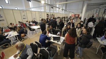 Türk doğal taş kesimi 3 koldan 19 ülkeden, 40 ithalatçıyı İzmir MARBLE Fuarı’na getiriyor