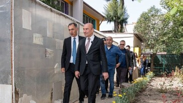 Türkiye’nin ilk sünger okulu İzmir’de