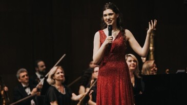 52. İstanbul Müzik Şenliği İlyun Bürkev’in büyüleyici performansıyla başladı