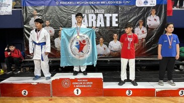 Bayrampaşalı Mehmet Akif’ten büyük muvaffakiyet