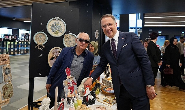 Beylikdüzü Belediyesi’nin, ilçe halkını kültür ve sanatla buluşturduğu Kültürsem kültür ve sanat kurslarında 2023-2024 devri boyunca hazırlanan birbirinden değerli eserler