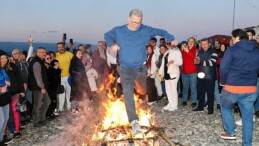 Birlik ve beraberlik hislerini artıran, baharın gelişini müjdeleyen Hıdırellez, Mudanya’da coşkuyla kutlandı