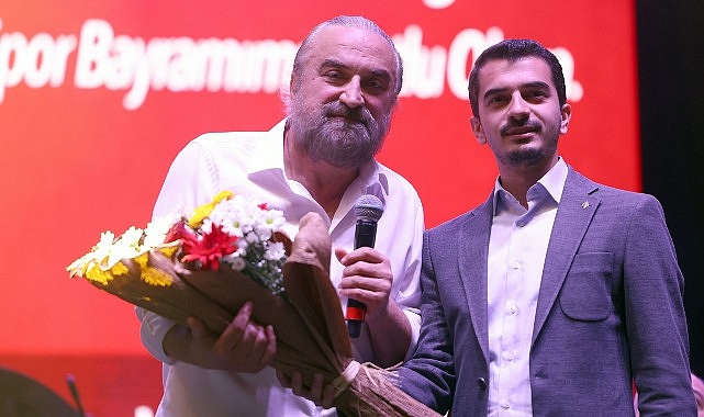 Çankaya Belediyesi, 19 Mayıs Atatürk’ü Anma, Gençlik ve Spor Bayramı’nın 105. yılını Çankaya Gençlik Şenliği’ni Volkan Konak ve Pinhani konserleriyle taçlandı