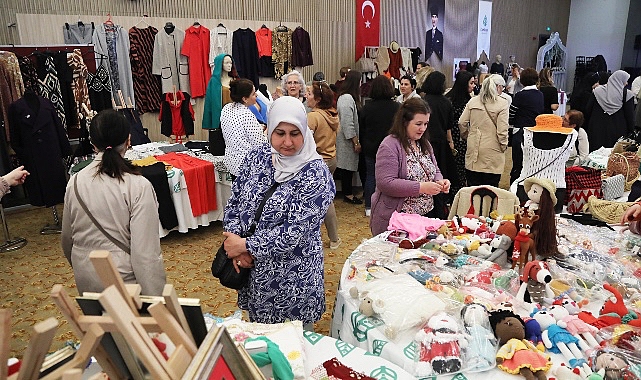 Çankaya Belediyesi Çankaya Konutları, yıl boyunca eğitim alan kursiyerlerinin ürettiği çalışmaları Başkentlilerle buluşturdu