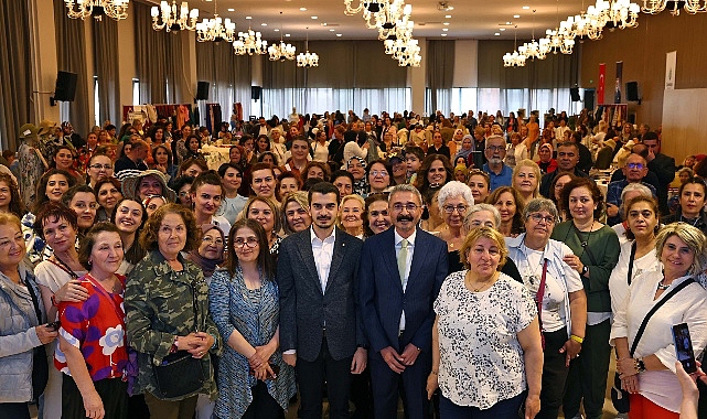 Çankaya Konutları Yıl Sonu Sergileri” Çankaya Belediye Başkanı Hüseyin Can Güner’in ziyaretiyle sona erdi