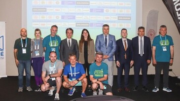 Çeşme’de iki dev tertip; 17. Yarımada Spor Oyunları ve Çeşme Yarı Maratonu başlıyor!