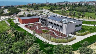 Darıca Kütüphanesi gençlere en hoş armağan