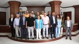 Didim’de Cumhur İttifakı Belediye Meclis Üyeleri Didim Belediye Başkanı Hatice Gençay’ı makamında ziyaret etti