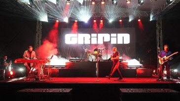 Egeli gençler Gripin’le coştu