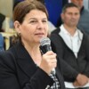 Foça Belediye Başkanı Saniye Bora Fıçı, 1 Mayıs Emek ve Dayanışma Günü’nde belediye çalışanlarıyla bir ortaya geldi