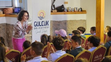 Gölcük Belediyesi, Yalı Konutları’nda düzenlediği aktiflik ile çocuklara etraf müdafaa ve geri dönüşüm şuuru aşıladı