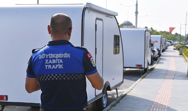 İzmir Büyükşehir Belediyesi’nden karavan işgaline tedbir
