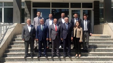 İzmir ve Samsun yaş meyve zerzevat ve meyve zerzevat mamulleri kesimlerinde güçlerini birleştirme kararı aldı