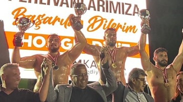 Kemer Belediye güreşçisi ikinci oldu