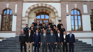 Lider Altay: Konya Büyükşehir Belediyespor Basketbol Ekibi Bundan Sonra da Yanınızda Olmaya Devam Edeceğiz