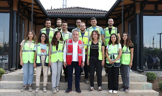 Lider Muhittin Böcek 1 Mayıs Emek Ve Dayanışma Günü Bildirisi