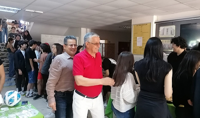 Lider Topaloğlu, Göynük Fen Lisesi’ndeki gençlik şenliğine katıldı