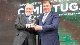 Lider Tugay’a “Sanata Destek” Mükafatı