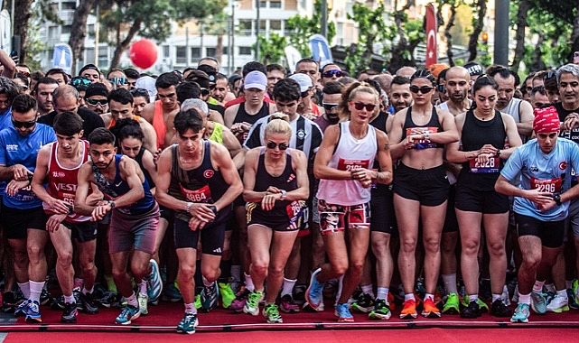 “Maraton İzmir Ulusal Fotoğraf Yarışması” sonuçlandı