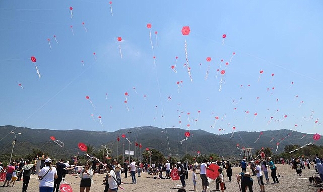 Menderes Semaları Rengarenk Olacak