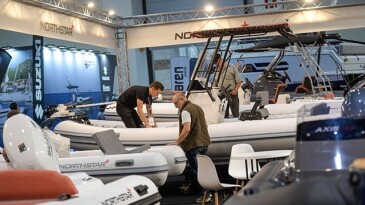 Milyonluk tekneler İzmir’de vitrine çıktı