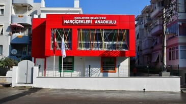 Narlıdere Belediyesi’nin eğitimde fırsat eşitliği yaratan Nar Çiçekleri Anaokulları’nda yeni periyot öncesi ön kayıtlar başladı