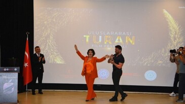 Türk Dünyası Sineması İzmir’de Ege Üniversitesi mesken sahipliğinde bir ortaya geldi