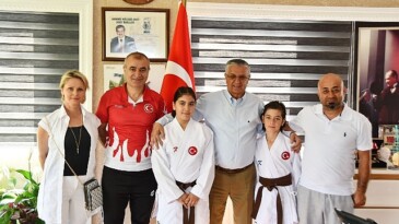 Ulusal karatecilerden Lider Topaloğlu’na ziyaret