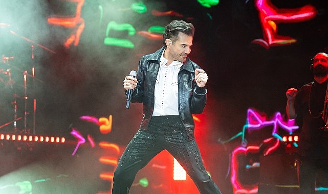 Yaz Dönemi Kenan Doğulu Konserleriyle Başladı