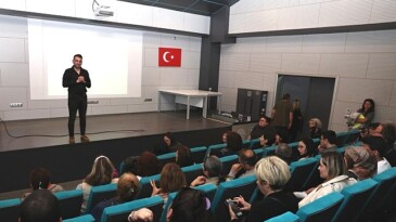 Yenilebilir yabani otları eğitimde tanıdılar