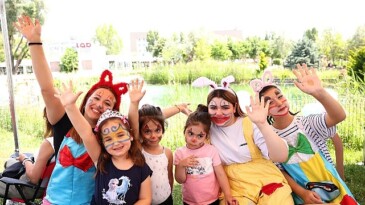 Çankaya Belediyesi, 2023-2024 eğitim öğretim periyodu sona ererken çocuklara karne şenliği düzenledi