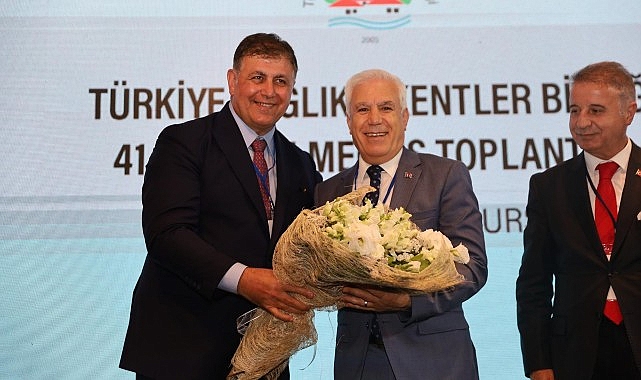 İzmir Büyükşehir Belediye Lideri Dr. Cemil Tugay, Sağlıklı Kentler Birliği Lideri oldu “İklim krizi ile gayret için mahallî aksiyon planları oluşturacağız”