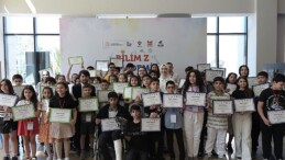 Zeytinburnu Bilim Merkezi’nde Eğitim Gören Akademi Öğrencileri Sertifikalarını Aldı